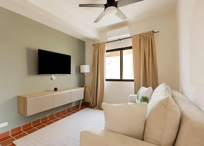 Сasa de vacaciones Lux 3bd Casa Anuiti, On Golf, Near Beach, Pool